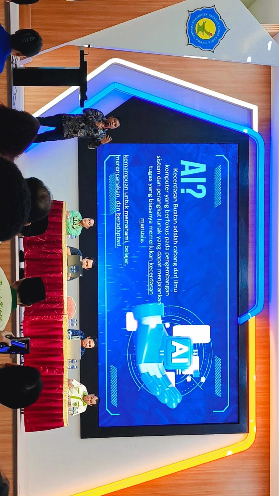 Heryenzus, S.Kom., M.Si., Dosen Institut Teknologi & Bisnis Indobaru Nasional, Jadi Pembicara di Seminar AI dan Transformasi Masyarakat: Peran Pemuda di Era Digital